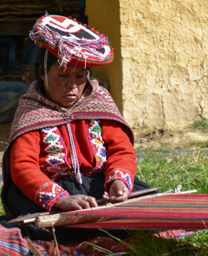 Women weaving at Awakami, a co-op in Peru