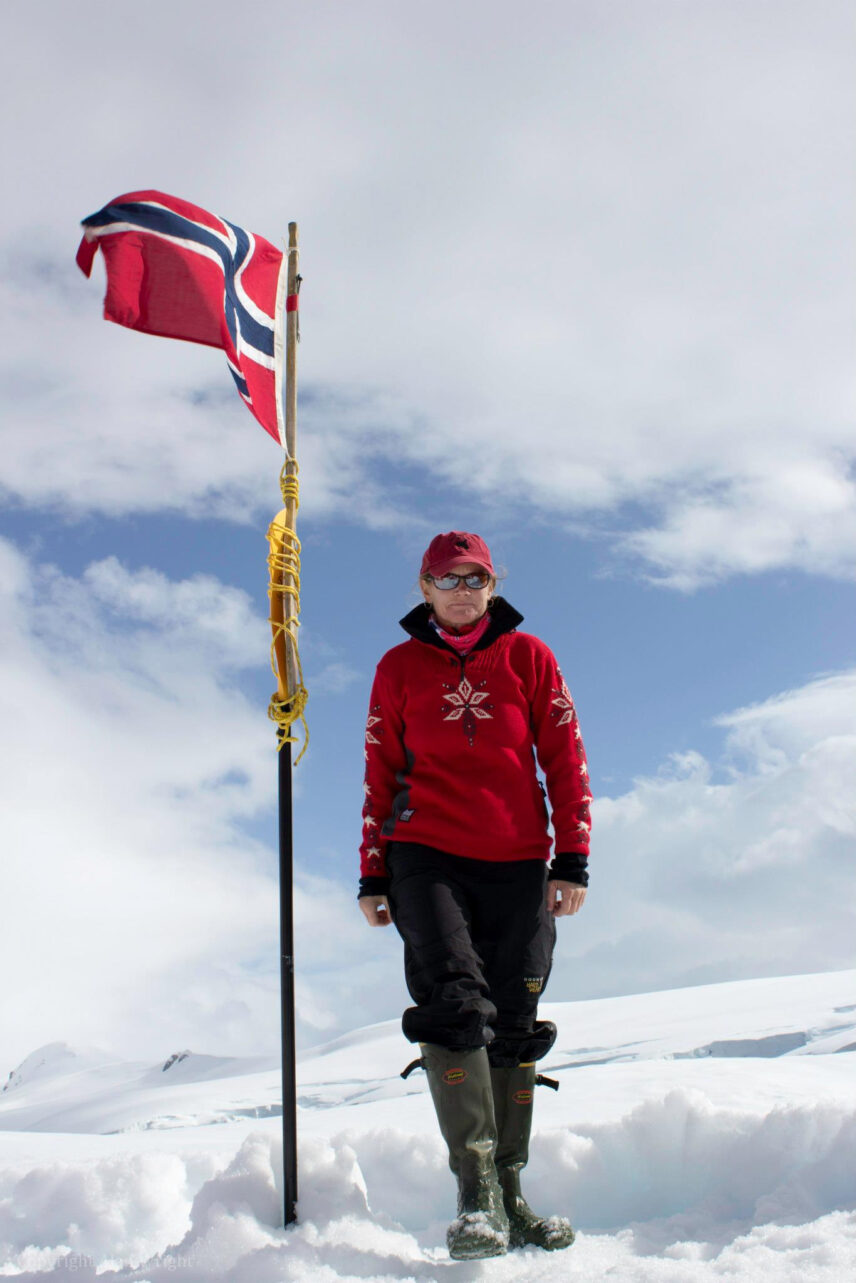 Antarctica small ship travel